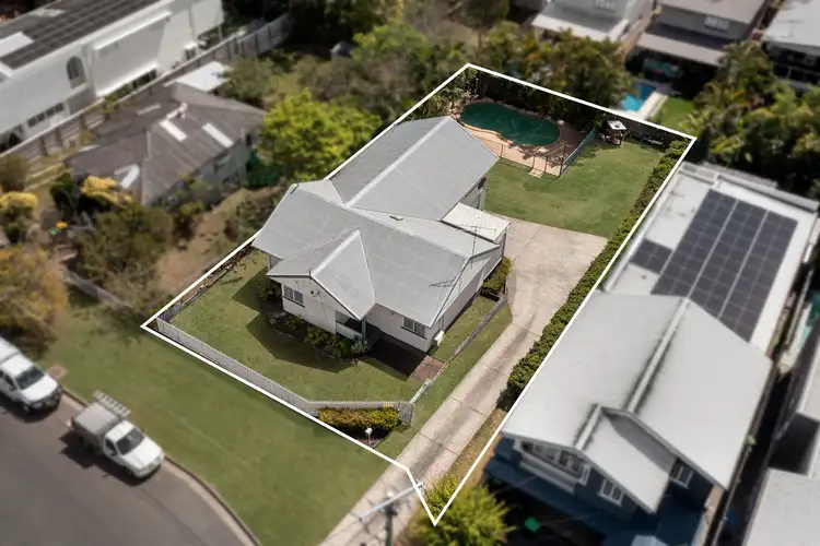 21 Shakespeare Street, Bulimba QLD 4171
