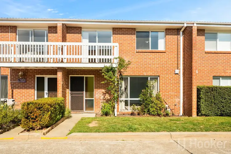 6/24 Bungendore Road, Queanbeyan East NSW 2620