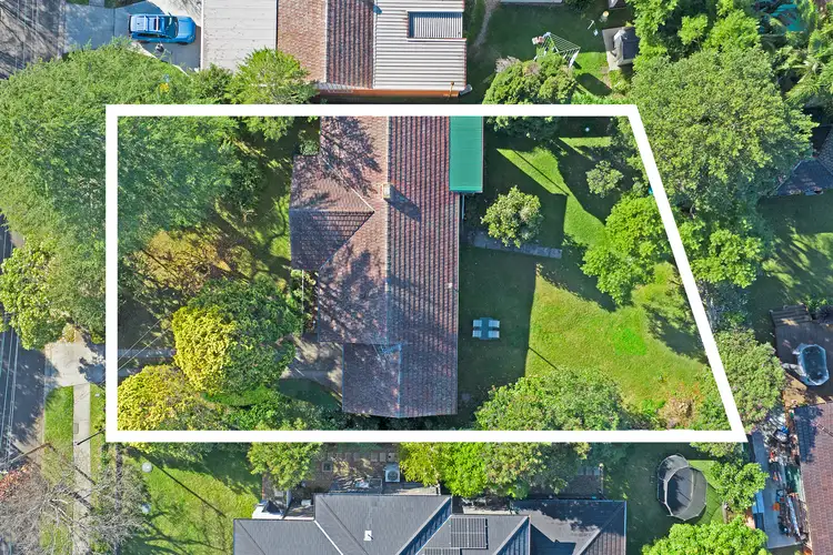 Second view of Homely house listing, 10 Shaddock Avenue, Pymble NSW 2073
