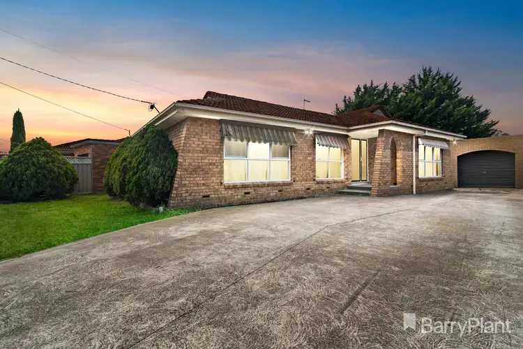 40 Aldergate Crescent, Kings Park VIC 3021