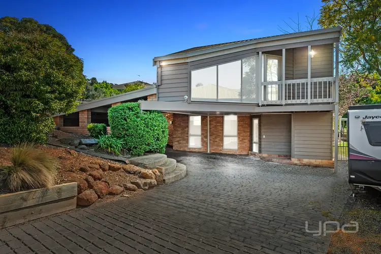 11 Carlogie Place, Darley VIC 3340
