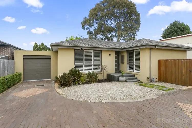 2/20 First Avenue, Dandenong North VIC 3175