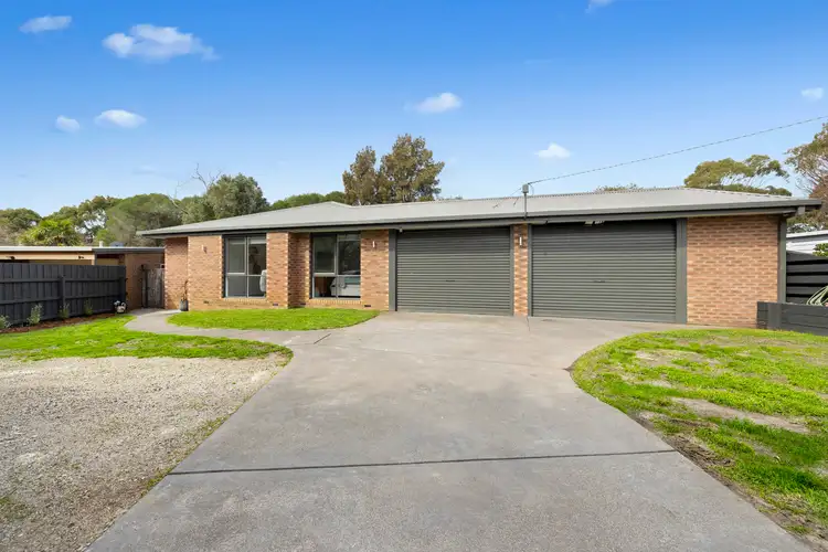 Second view of Homely house listing, 8 Caroline Court, Rosebud VIC 3939