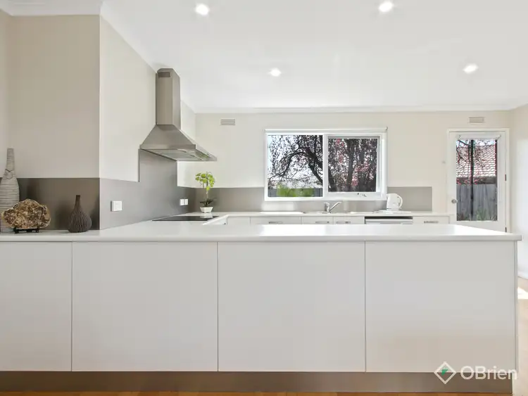 Second view of Homely house listing, 6 Allison Court, Bairnsdale VIC 3875
