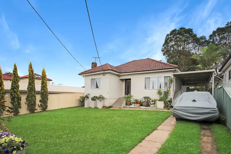 27 Rowley Street, Pendle Hill NSW 2145