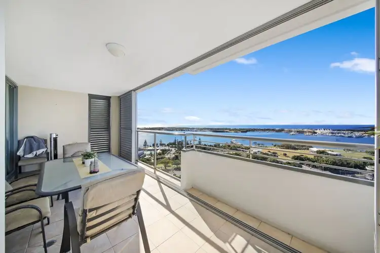 252/105 Scarborough Street, Southport QLD 4215