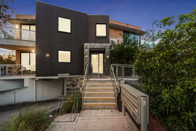 2/199 Hull Road, Mooroolbark VIC 3138