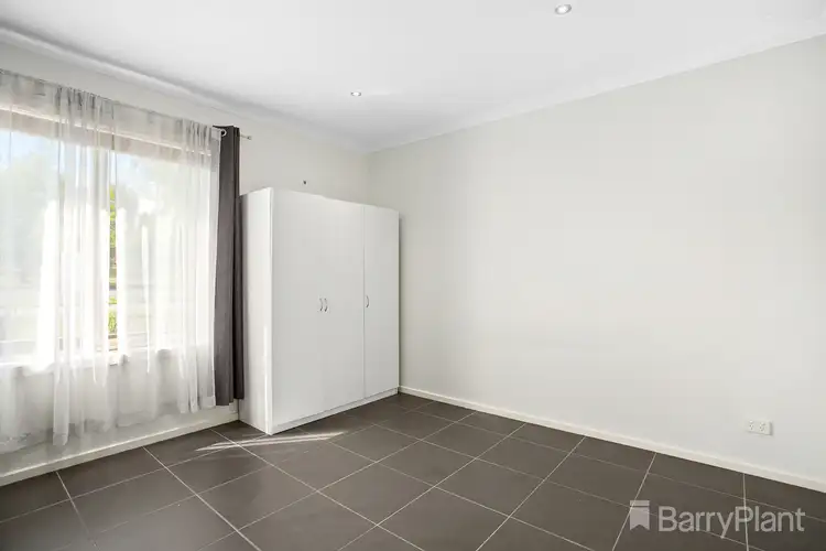 Sixth view of Homely house listing, 3/29 Ardsley Circuit, Craigieburn VIC 3064