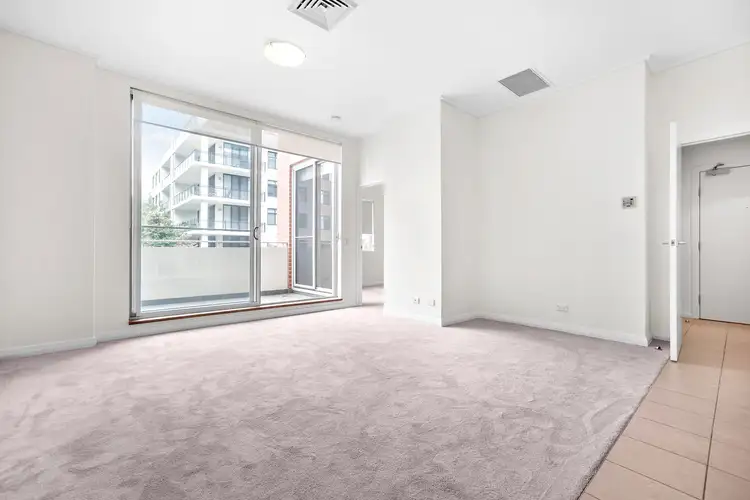 214/20 Marine Parade
