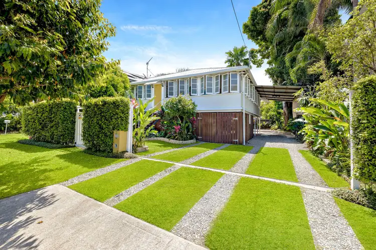 2 Gelling Street, Cairns North QLD 4870