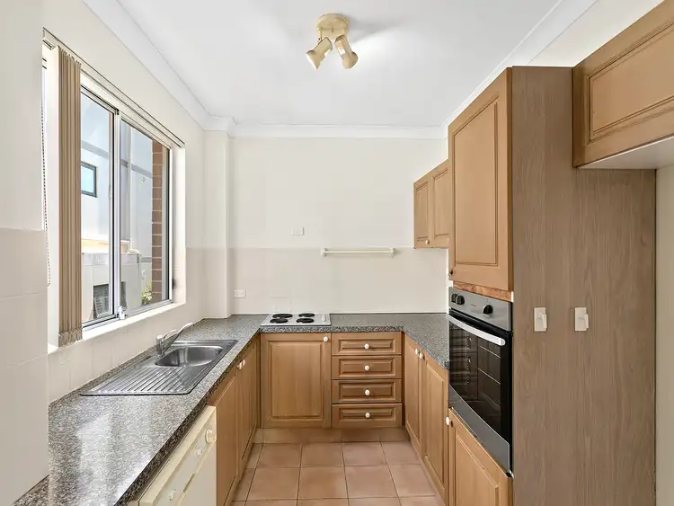 Third view of Homely unit listing, 2/27 Gilderthorpe Avenue, Randwick NSW 2031