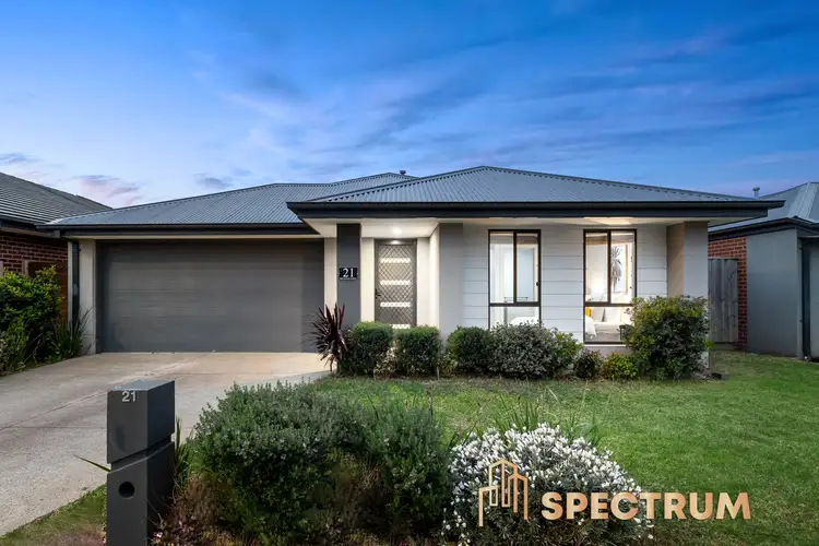 21 Drummond Street, Clyde VIC 3978