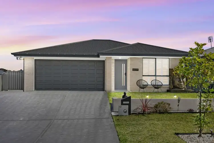 12 Nairn Avenue, Heddon Greta NSW 2321
