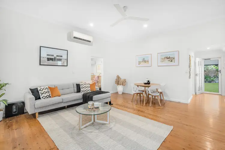 11 Keirle Avenue, Whitfield QLD 4870