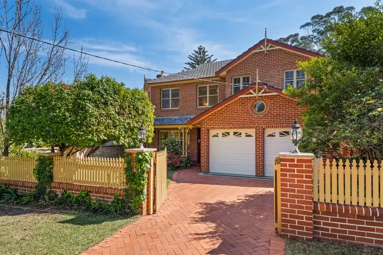18 Browns Road, Gordon NSW 2072