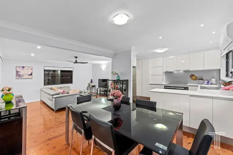 Sixth view of Homely house listing, 37 Honeysuckle Street, Mansfield QLD 4122