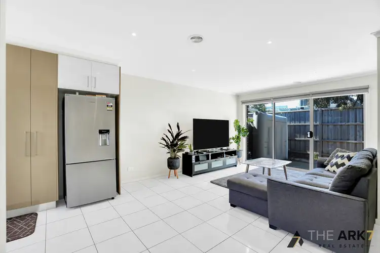 Main view of Homely unit listing, 1/11 Maryann Way, Tarneit VIC 3029