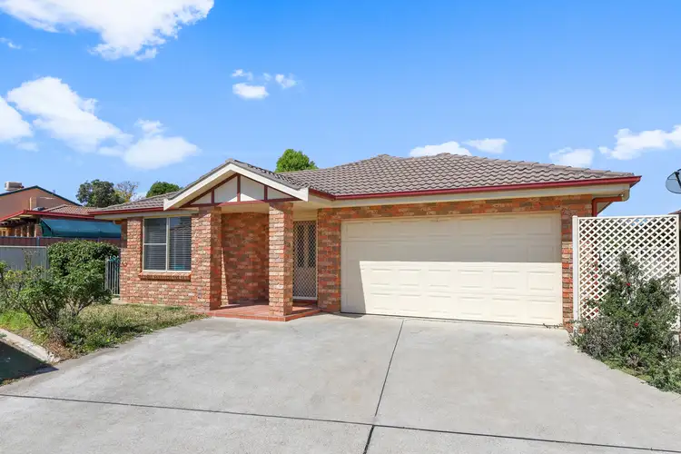 31 Illoura Street, Tamworth NSW 2340