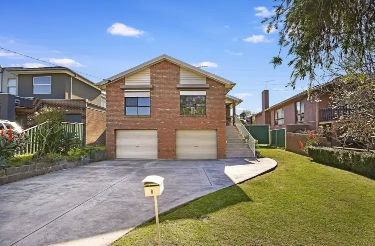 8 Clough Parade, Reservoir VIC 3073