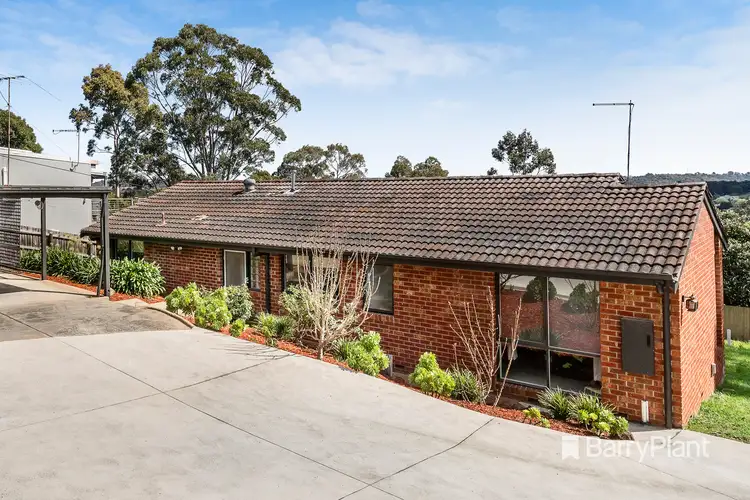 1/29 Edward Road, Chirnside Park VIC 3116