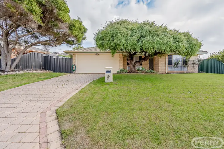 23 Floribunda Avenue, Halls Head WA 6210