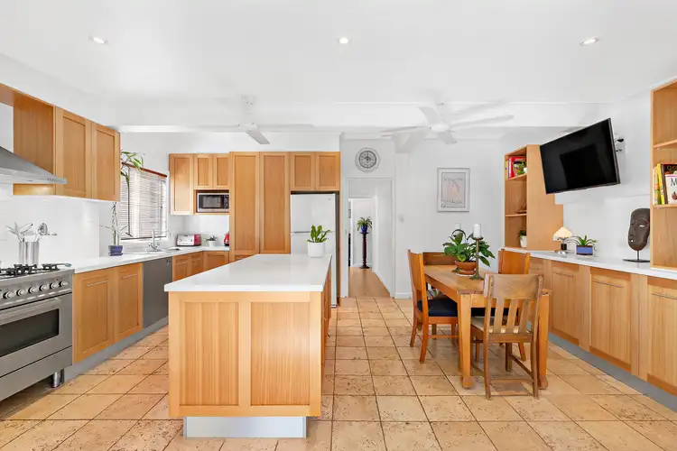 20 Grasmere Street, Mount Saint Thomas NSW 2500
