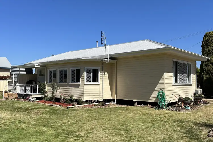 27 Darling Street, Allora QLD 4362