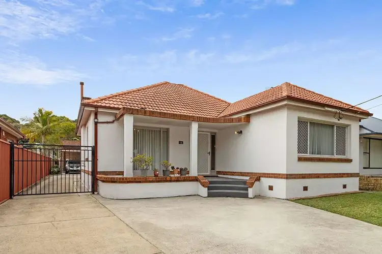 18 Eldon Street, Riverwood NSW 2210