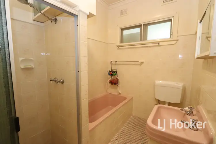 Sixth view of Homely house listing, 72 Moore Street, Inverell NSW 2360