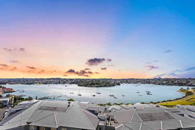 906/18 Woodlands Avenue, Breakfast Point NSW 2137