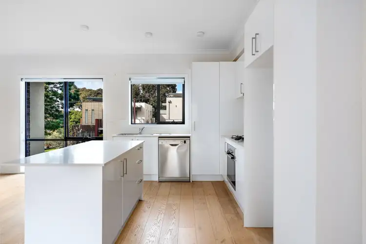 Fourth view of Homely townhouse listing, 4/17 Forster Road, Mount Waverley VIC 3149