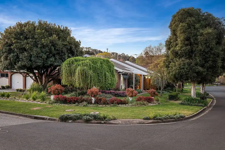 Second view of Homely house listing, 2 Wentworth Court, Lavington NSW 2641