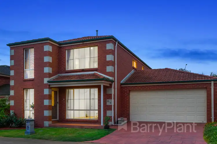 9/4 Leo Close, Wantirna South VIC 3152