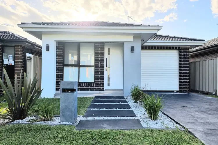 21 Salix Crescent, Marsden Park NSW 2765