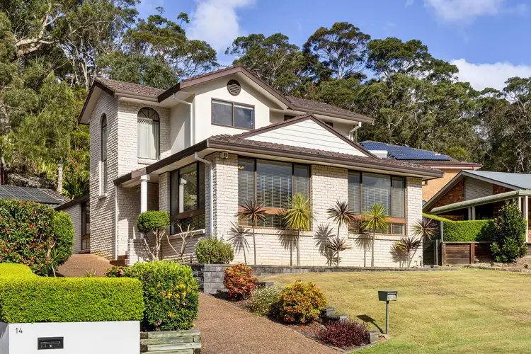 16 Lochiel Road, Engadine NSW 2233
