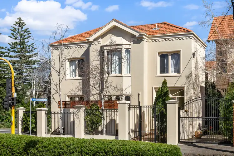 12/64 Auburn Road