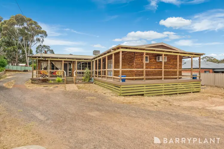 2 Muir Street, Kangaroo Flat VIC 3555