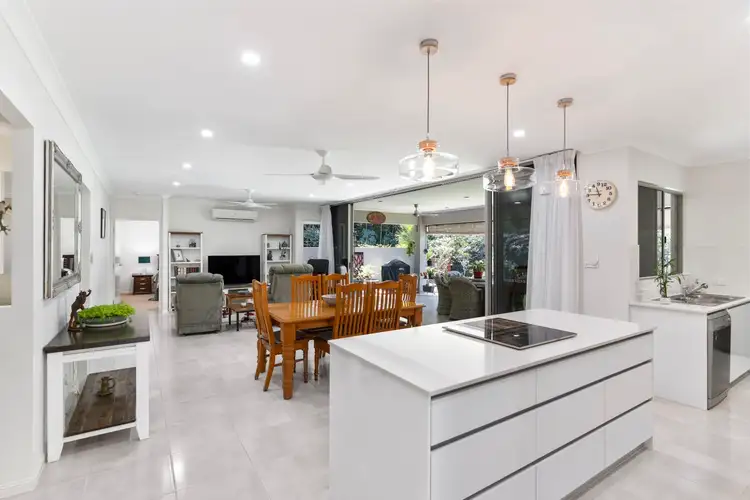 52 Whereat Road, Bentley Park QLD 4869