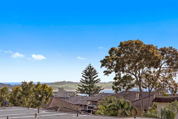 Third view of Homely apartment listing, 10/38 The Crescent, Dee Why NSW 2099