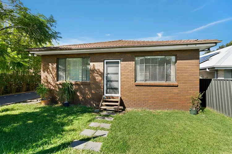 9 Kirton Road, Bellambi NSW 2518