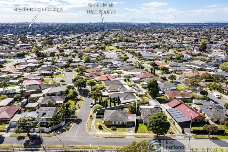 Fifth view of Homely house listing, 1 Garden Court, Keysborough VIC 3173