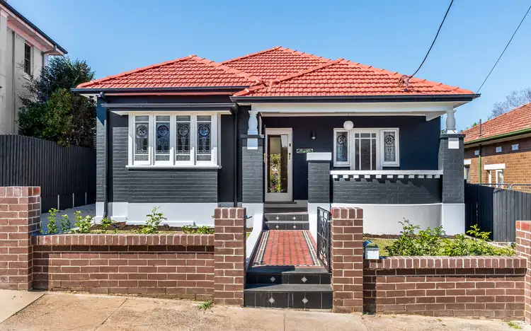 16 Hugh Avenue, Dulwich Hill NSW 2203
