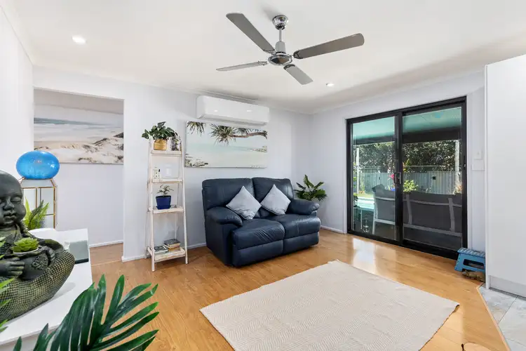 Fifth view of Homely house listing, 15 Maryanne Court, Point Vernon QLD 4655
