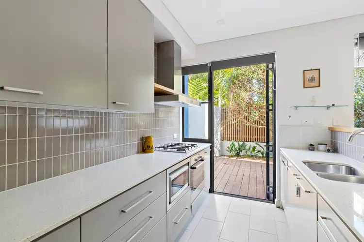 Fourth view of Homely house listing, 6/8 Wellington Street, Narrabeen NSW 2101