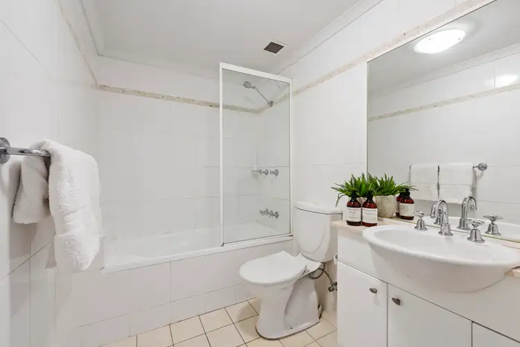 Fifth view of Homely apartment listing, 22/1-3 Sturdee Parade, Dee Why NSW 2099