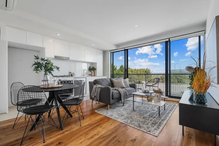 206/8 Ellingworth Parade, Box Hill VIC 3128