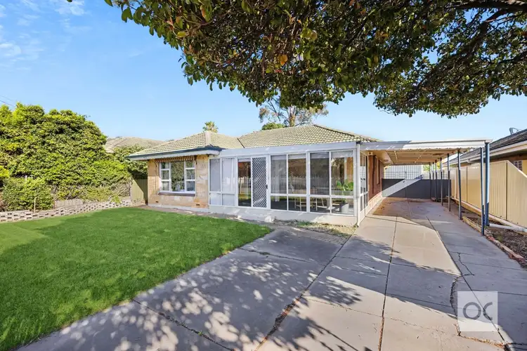16 Parkwood Grove, Mitchell Park SA 5043