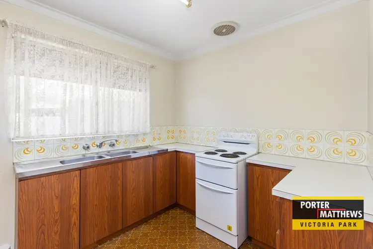 Sixth view of Homely semi-detached listing, 386 Acton Avenue, Kewdale WA 6105