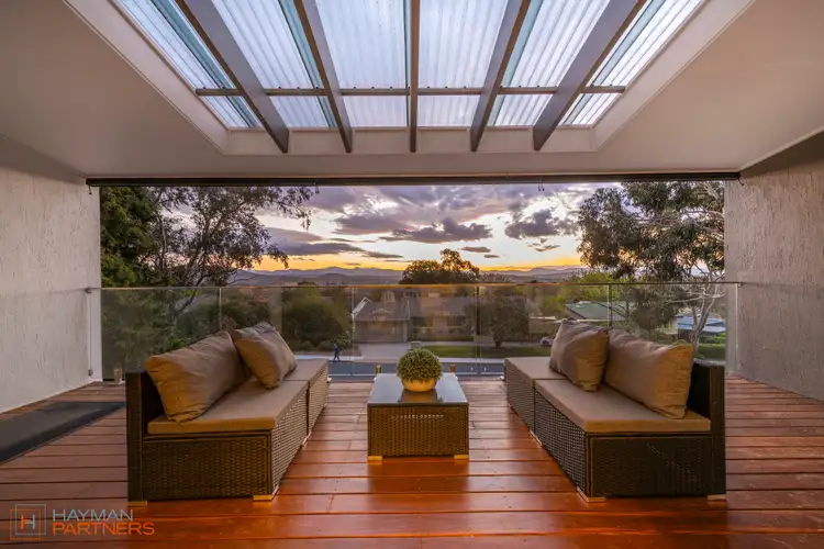 15B Curlewis Crescent, Garran ACT 2605