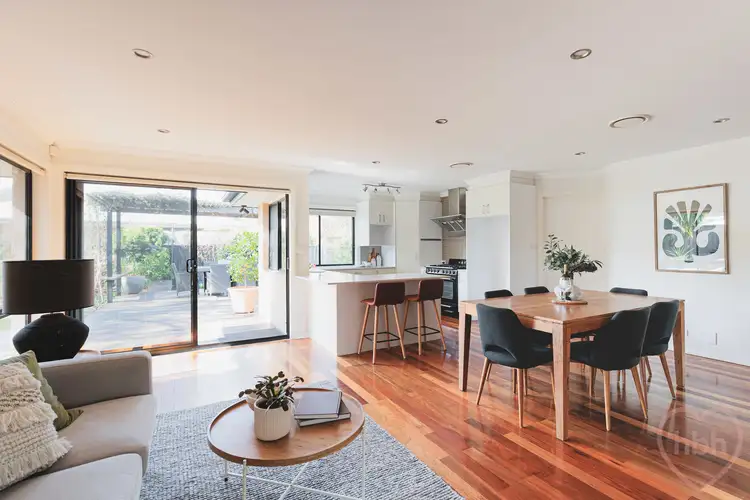 Second view of Homely house listing, 8 Dodds Place, Watson ACT 2602